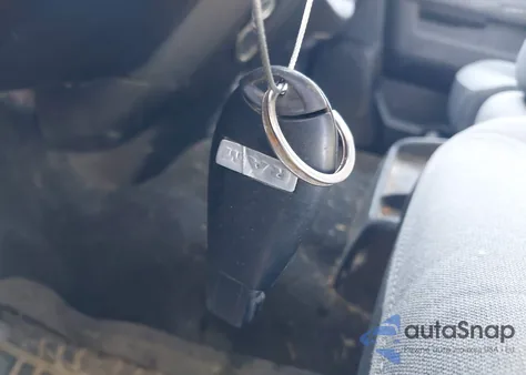 2021 Ram 1500 Classic Slt 4X2 5'7 Box from USA, damaged, VIN 1C6RR6LG0MS540166